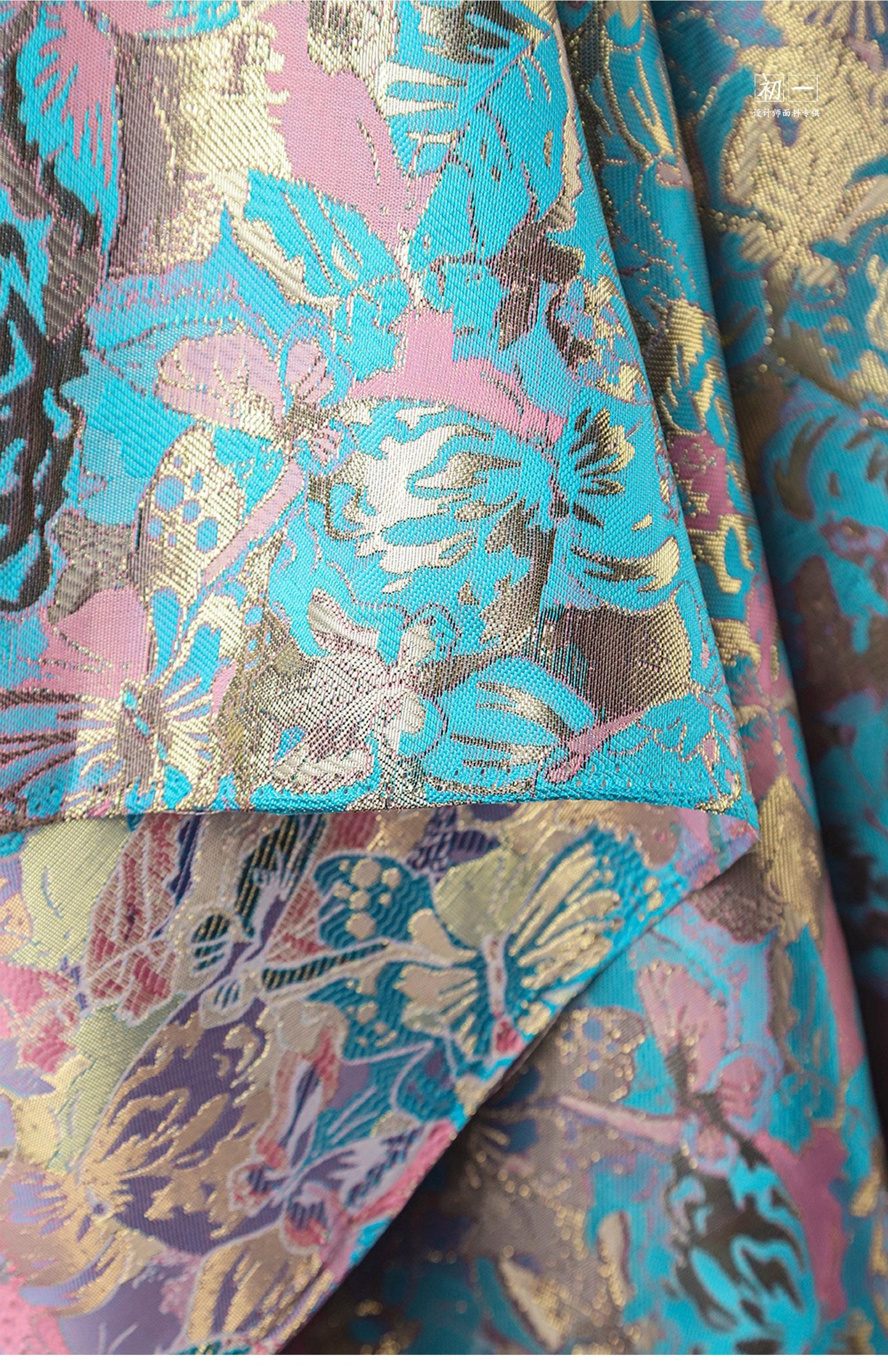 Gold Thread Jacquard Fabric: 3D Oil Painting Texture, 55" Wide