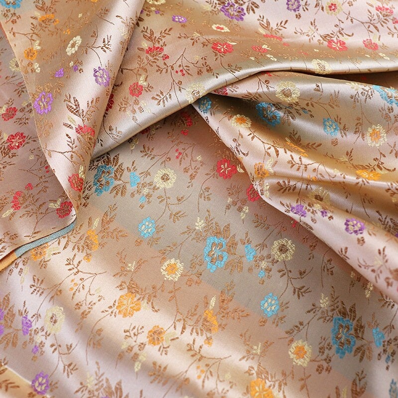 Floral Brocade Fabric: 59"W Rayon Daisy Design