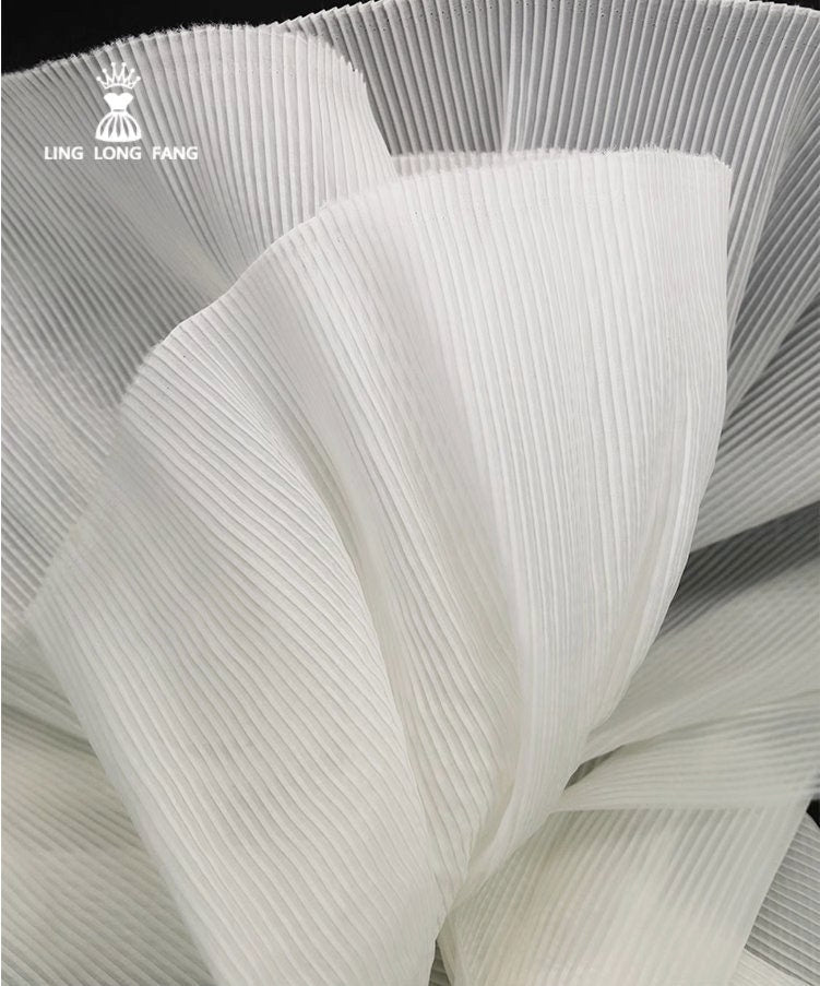 Pleated Crepe Fabric: 59" Wide Polyester Texture for Gowns & Events