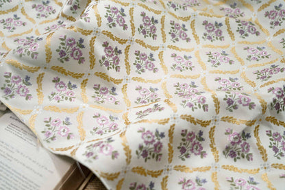 Tissu jacquard à fil doré : motif floral 3D pour ameublement, confection de robes de bal - 140 cm de large