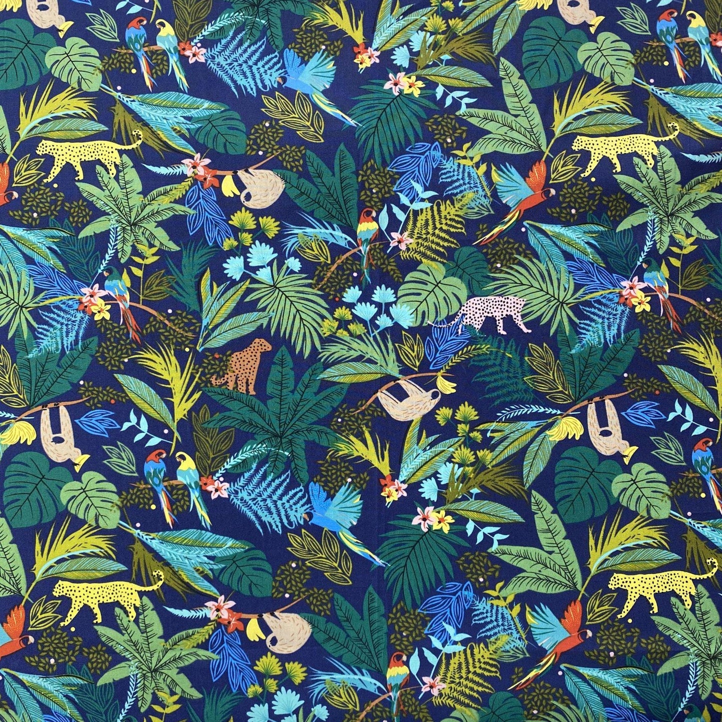Tissu en coton tropical : imprimé paresseux, léopard, perroquet (58" de large)