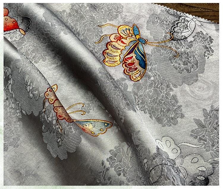 Butterfly Jacquard Silk Fabric ��� Xiangyun Gambiered Canton Gau"W