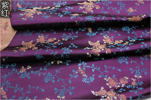 Brocart de soie damassé : Branche de pivoine, 75 cm de large - Vendu au mètre