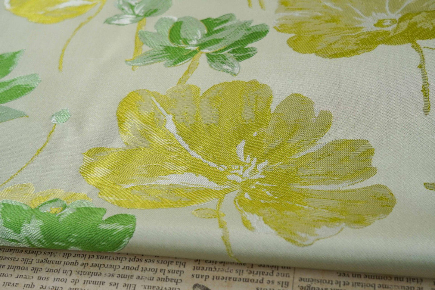 Floral Jacquard Fabric: Retro Palace Damask Deco, 59" Wide