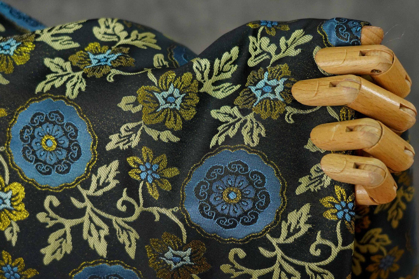 Botanical Song Jin Brocade Textile - Woven Creeping Vine and Small Flowers Design, 59"Wide