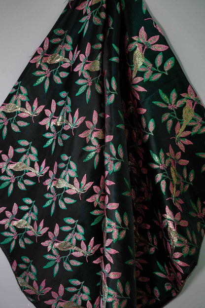 Tissu jacquard à fil doré : tissu 3D décoratif vert et noir, 165 cm de large