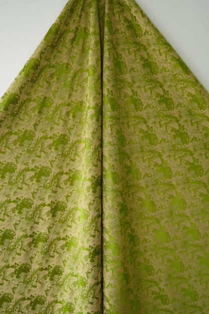 Green Wave Jacquard Fabric: Embossed Upholstery, Costume, & Bedding (59"W)