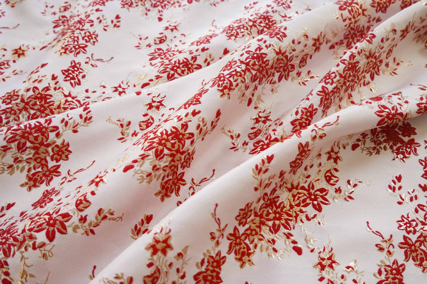 Gold Thread Floral Jacquard Fabric: 3D Oil Painting Texture, 55" Wide