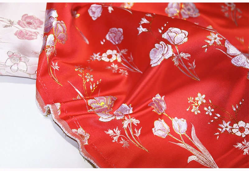 Floral Jacquard Silk Brocade Fabric - Pink Flower Damask (57"W)
