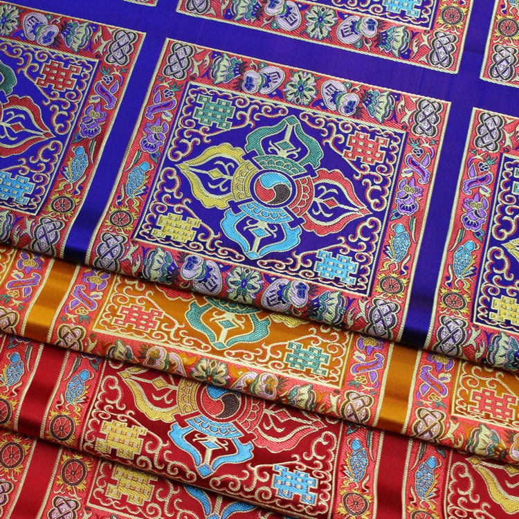 Tissu brocart tibétain vintage : textile bouddhiste, satin de soie (29 pouces de large)