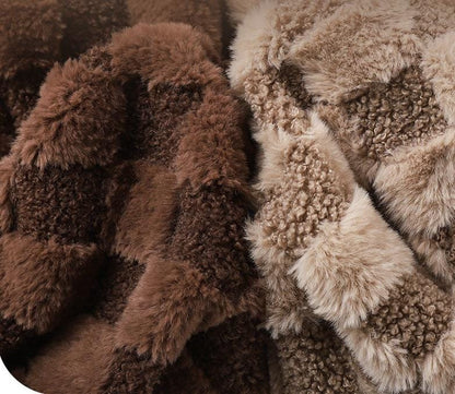 Teddy Faux Rabbit Fur Fabric: Plush Cosplay Costume Material (63")