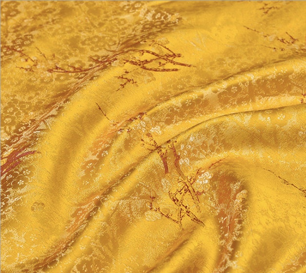 Tissu brocart à fleurs de prunier : matériau de couture en rayonne multicolore pour cheongsam et qipao.