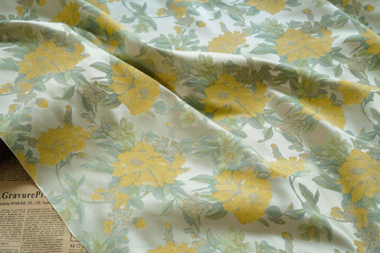 Floral Jacquard Brocade Fabric: 56"W Rayon Cheongsam Qipao Material