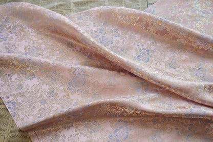 Light Pink Floral Damask Brocade Fabric: 59���W Sewing Ma