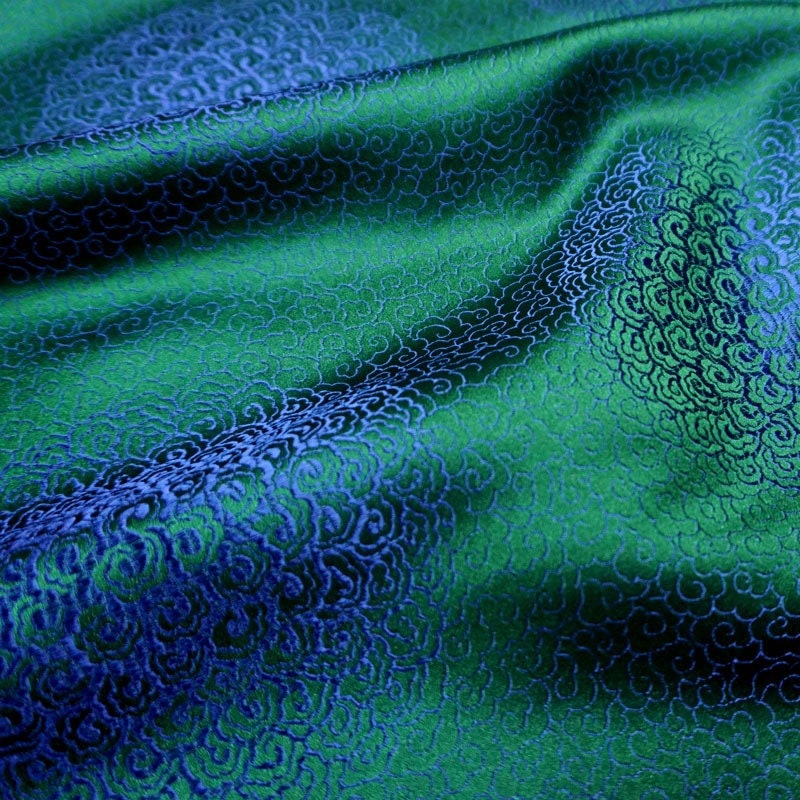 Tissu jacquard brocart nuage : Matière pour costumes verts et bleus