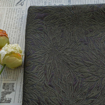 Tissu jacquard floral en relief : matériau d'ameublement de 140 cm de large