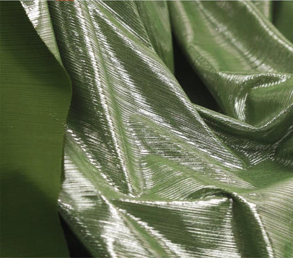 Tissu tricoté à rayures métallisées : extensible dans les 4 sens, 142 cm de large