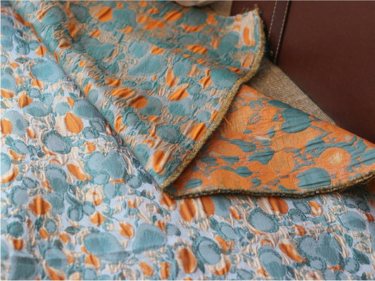Tissu jacquard à fils dorés turquoise : 137 cm de large, revêtement de créateur