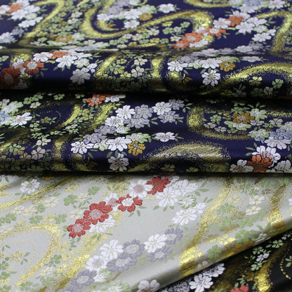 Tissu jacquard floral Nishijin : brocart de soie noir et or