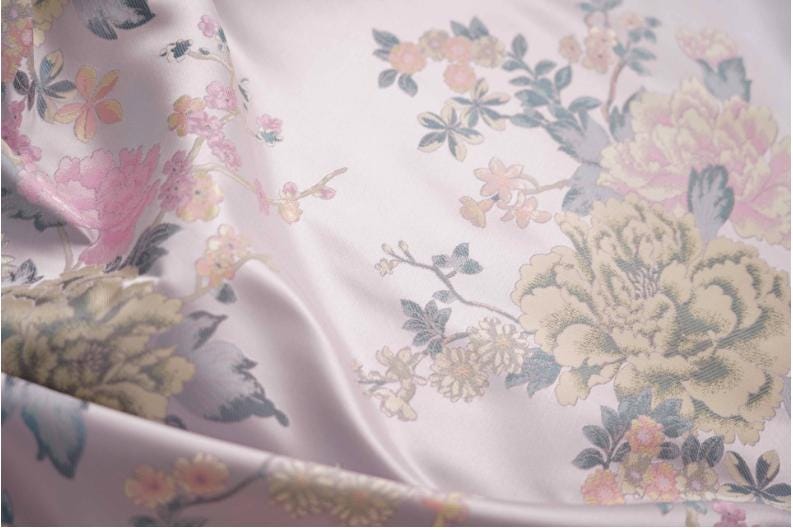 Tissu jacquard brocart oriental : Damas style palais (au mètre)