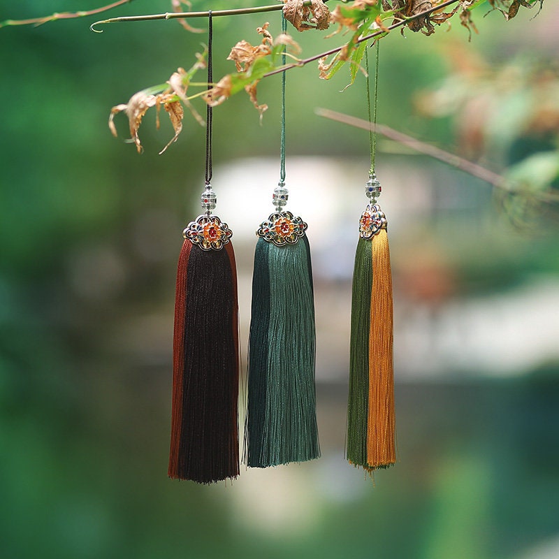 Handmade Two-Color Rayon Tassel: Antique Decor Pendant (16.5cm)