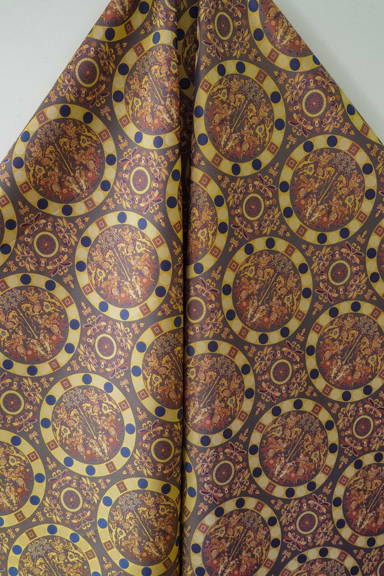 Gold Brocade Jacquard Fabric: Retro Palace Style Damask, 58" Wide