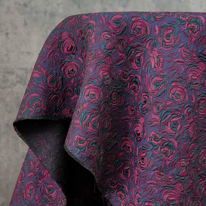 Tissu jacquard à motif de roses en relief : tissu d’ameublement vintage, 160 cm de large