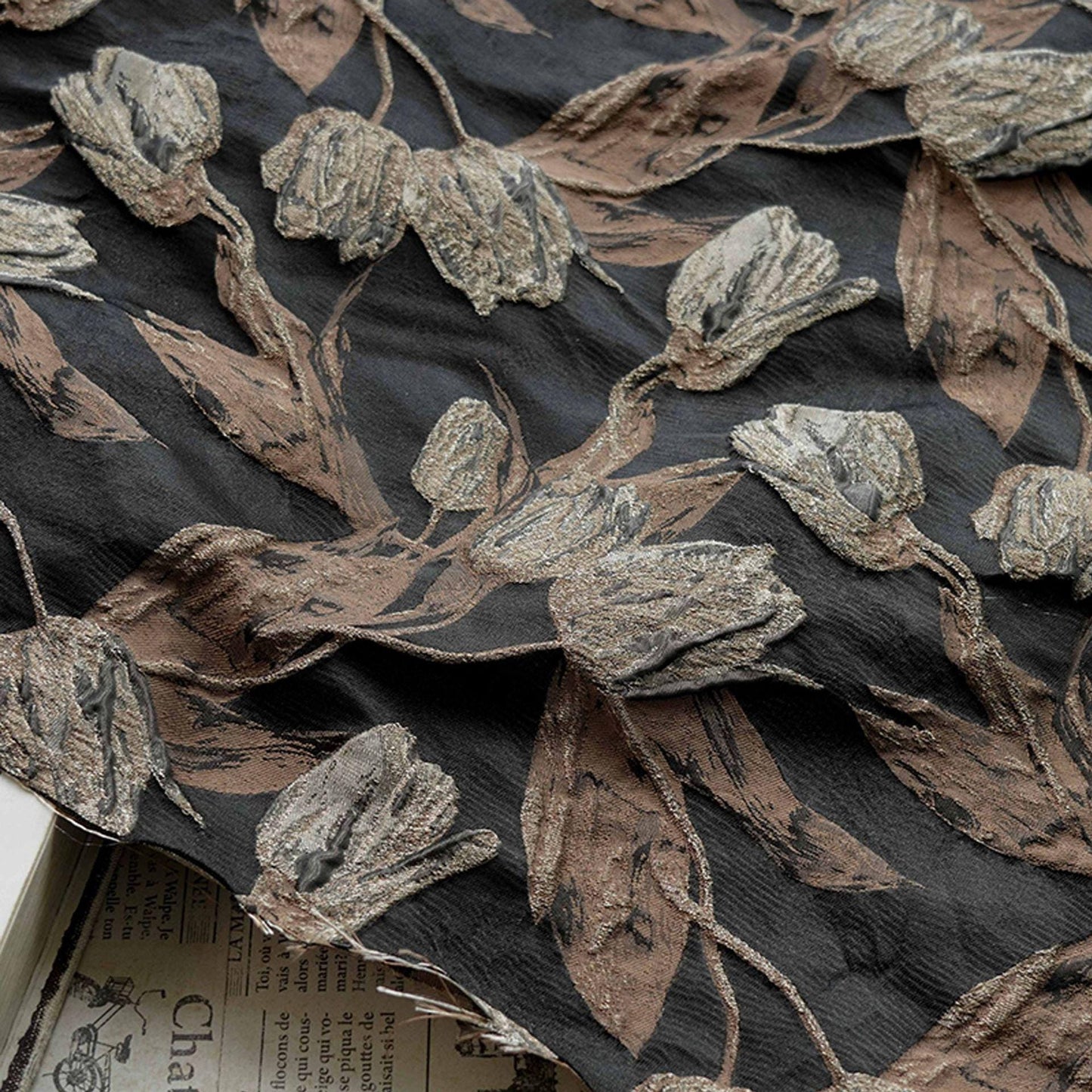 Tissu jacquard réversible, tissu tissé à motif tulipe dorée en relief, 160 cm de large