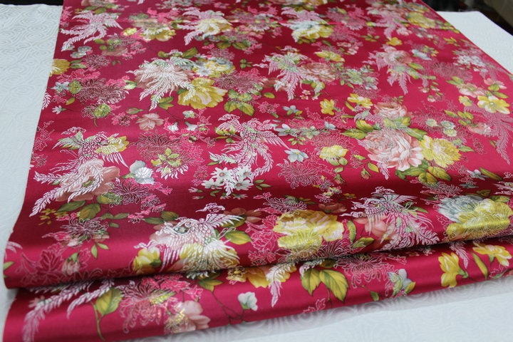 Tissu brocart jacquard à motifs floraux : Tissu pour vêtements traditionnels chinois