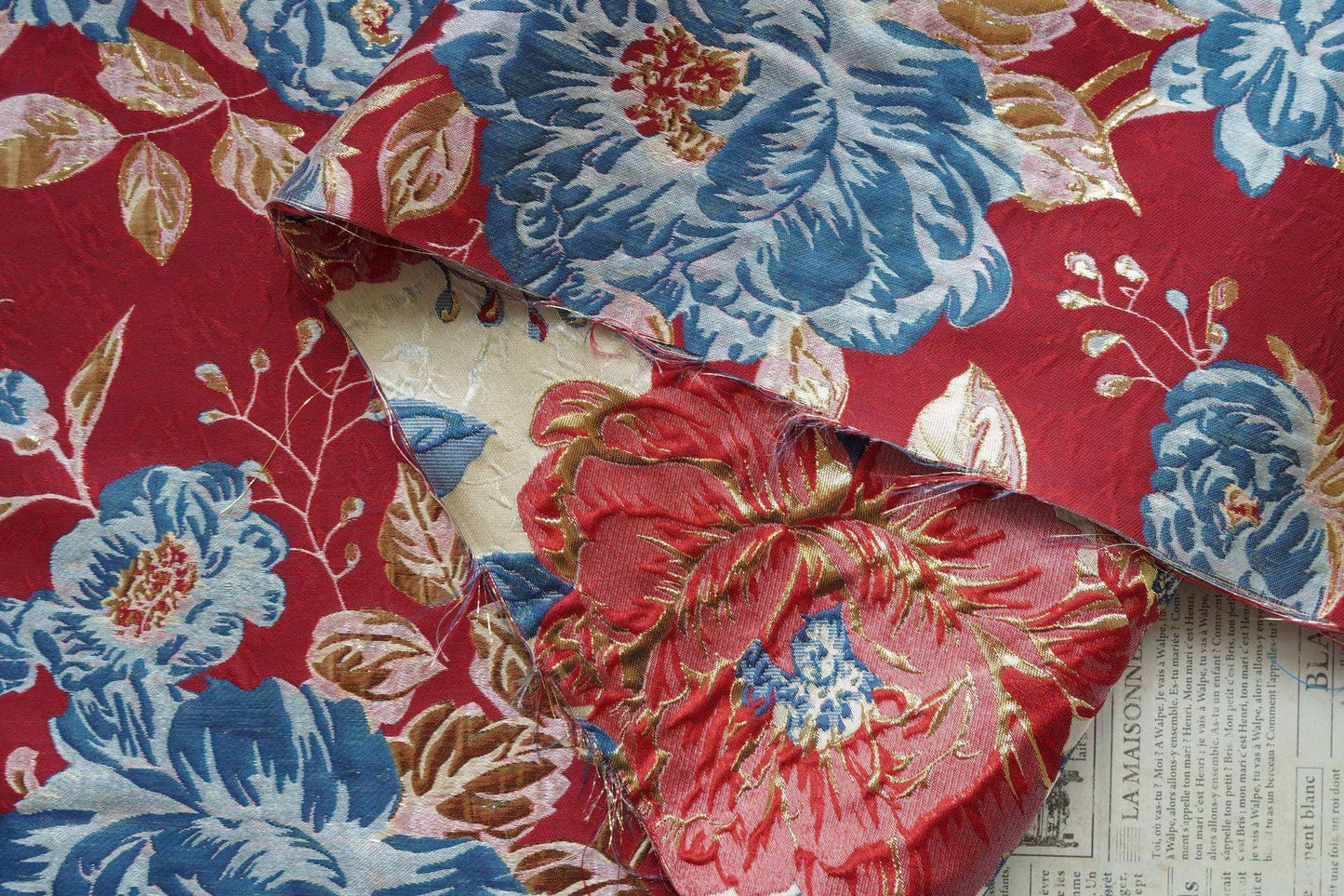 Gold Thread Jacquard Fabric: Rich Peony 3D Upholstery & Costume Fabric