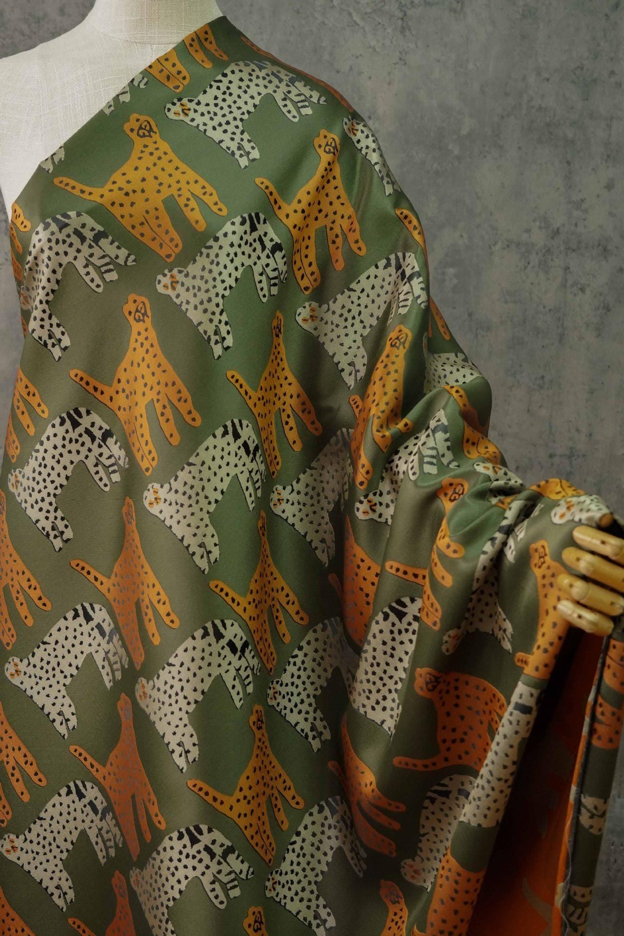 Leopard Jacquard Woven Fabric: Metallic Floral Embossed Upholstery, Sewing DIY