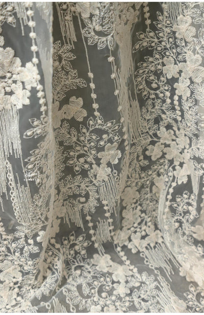 Embroidered Morning Glory Mesh Fabric ��� Apricot Bridal Ve"W