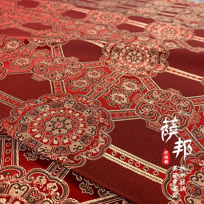 Tissu brocart de soie rouge : ameublement et matelassage traditionnels (largeur : 75 cm)