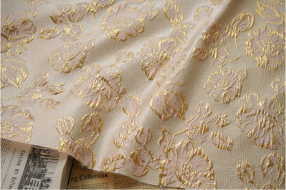 Tissu jacquard pivoine à fil d'or : tissu d'ameublement vintage de créateur, 140 cm de large