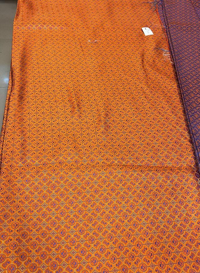 Tissu damassé en brocart de soie jacquard Tianhua : 147 cm de large, pour l’ameublement et la confection de costumes