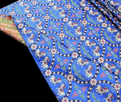Brocart de Tsushima : mélange soie-rayonne, pour costumes et décoration