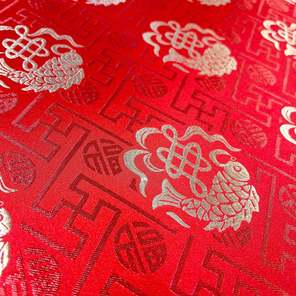 Tissu brocart de soie rouge « Poisson porte-bonheur » de Chine : largeur 150 cm, pour l’ameublement et la couture