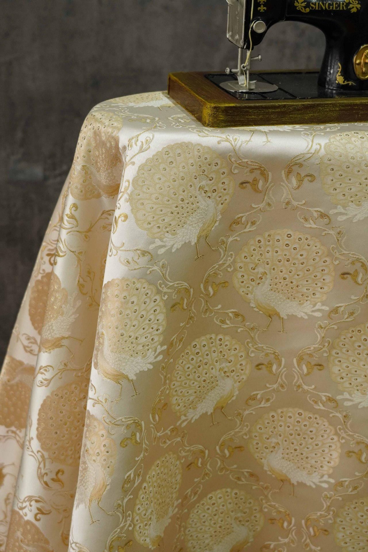 Peacock Brocade Fabric: 59���W Jacquard Damask, Costume