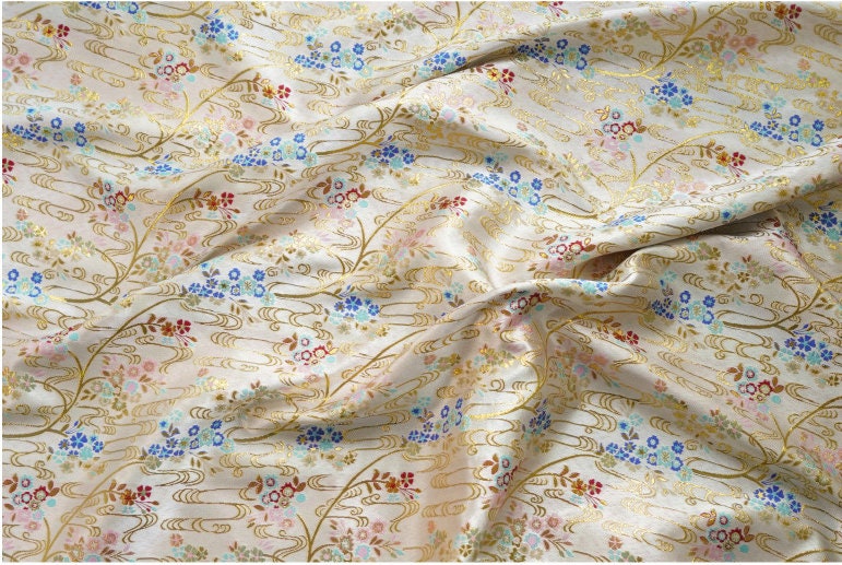 Gold Thread Jacquard Fabric: Retro Floral Upholstery, Costume, Decor