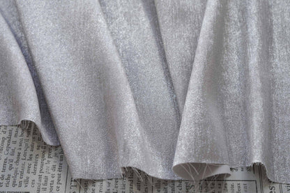Tissu mousseline jacquard or métallisé ��" Matière fluide et ample