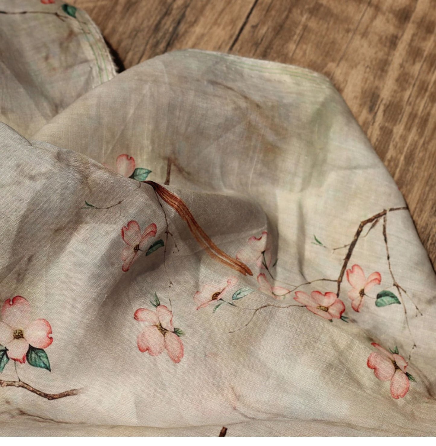 Tissu ramie au mètre : imprimé floral et oiseaux, textile doux et respirant