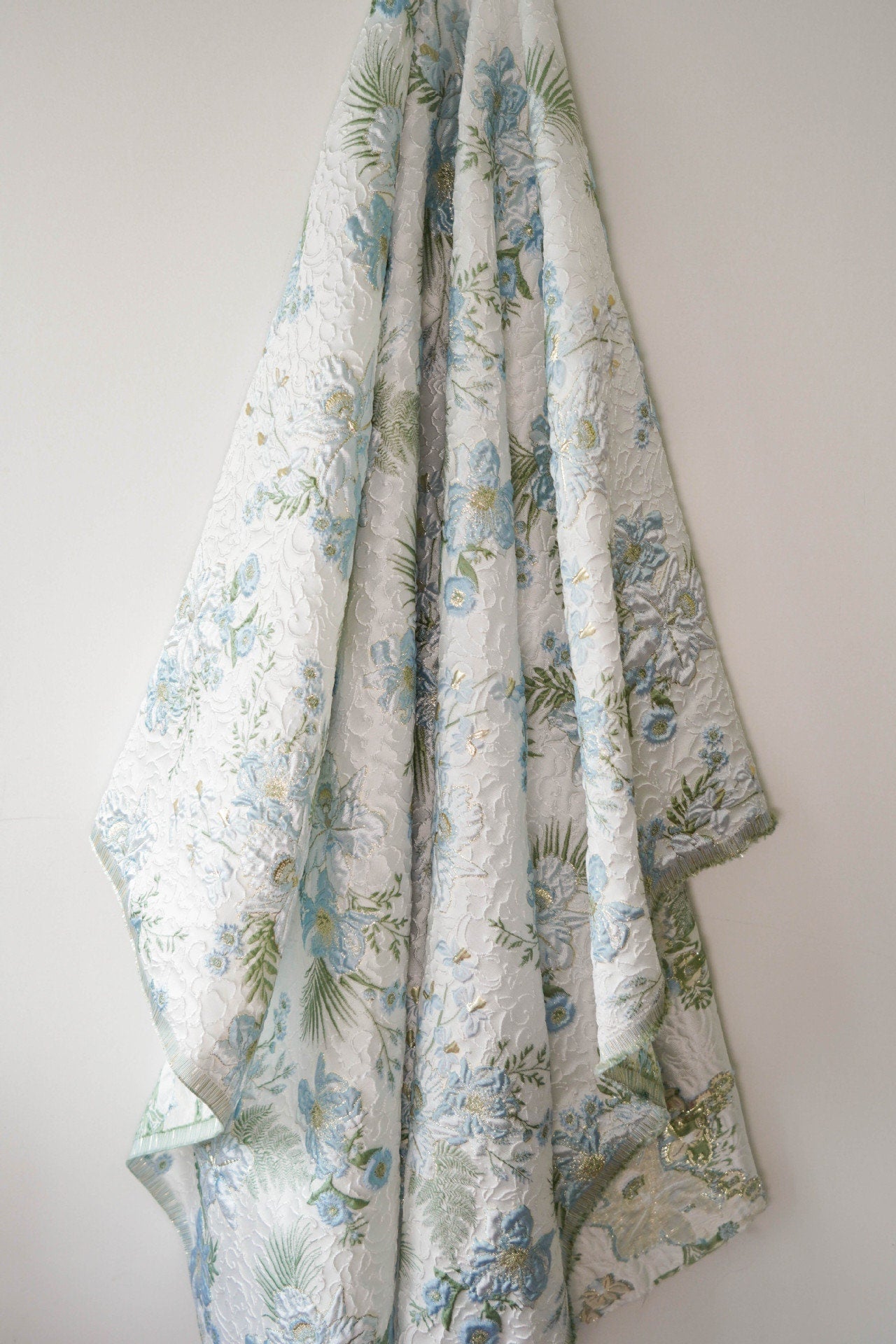 Gold Thread Floral Jacquard Fabric: 3D Texture, 55" Wide