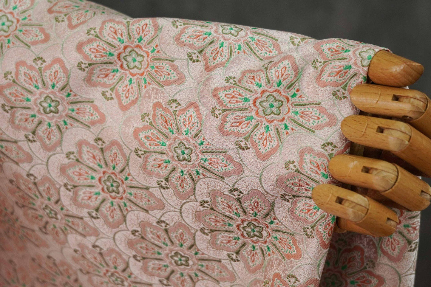 Tissu brocart à motif éventail, jacquard traditionnel chinois pour la confection de cheongsams et de robes, largeur 65 pouces