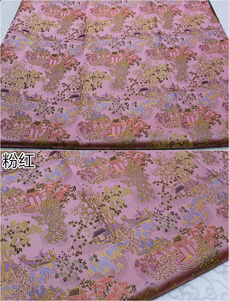 Brocart chinois rouge et or : motif de peintures anciennes, 140 cm de large