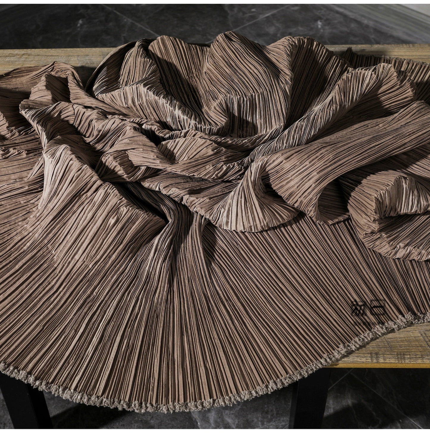 Crêpe plissée : 150 cm de large, polyester rigide, pour costumes et décorations à faire soi-même
