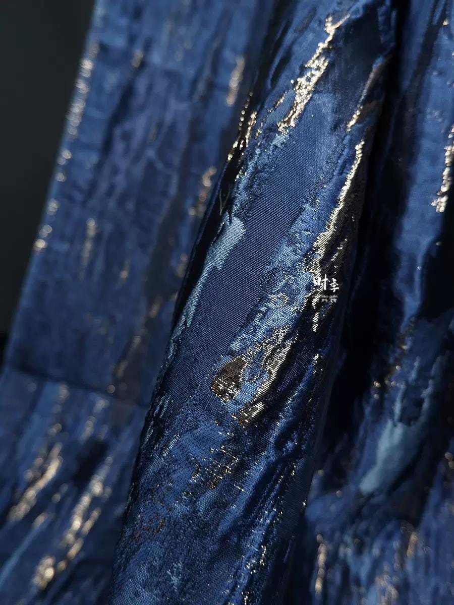Blue Ocean Jacquard Fabric: Retro 3D Oil Painting Style (56"w)