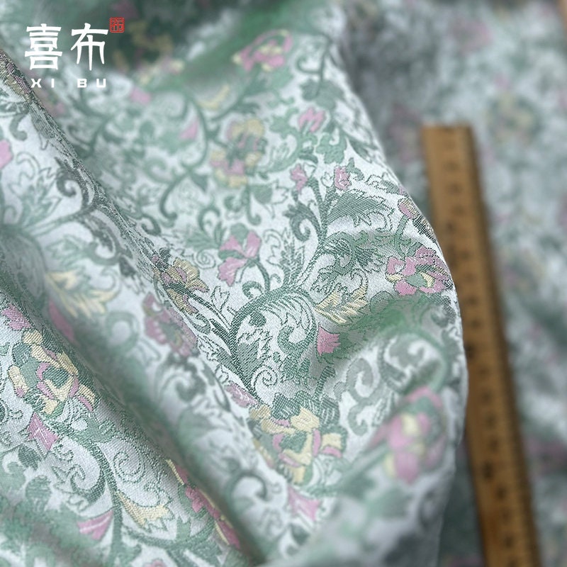 Tissu brocart floral rose et violet : 59 pouces, style zen, pour ameublement