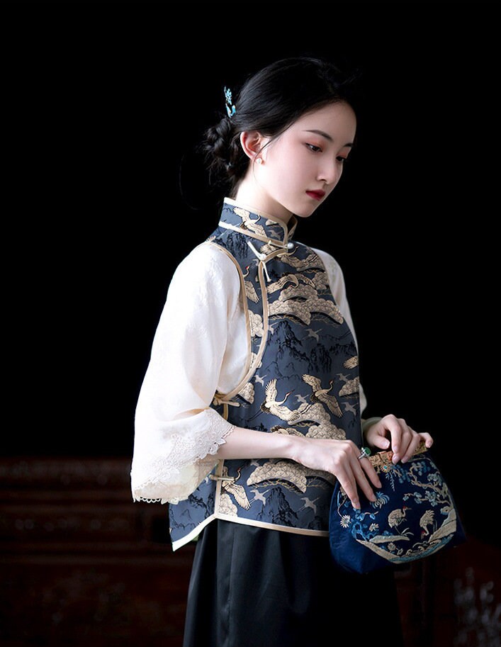 Crane Jacquard Fabric: 57"W Polyester Sewing Material