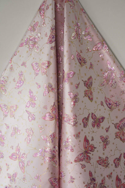 Tissu brocart de soie rose : Jacquard à motifs floraux papillons, 150 cm de large