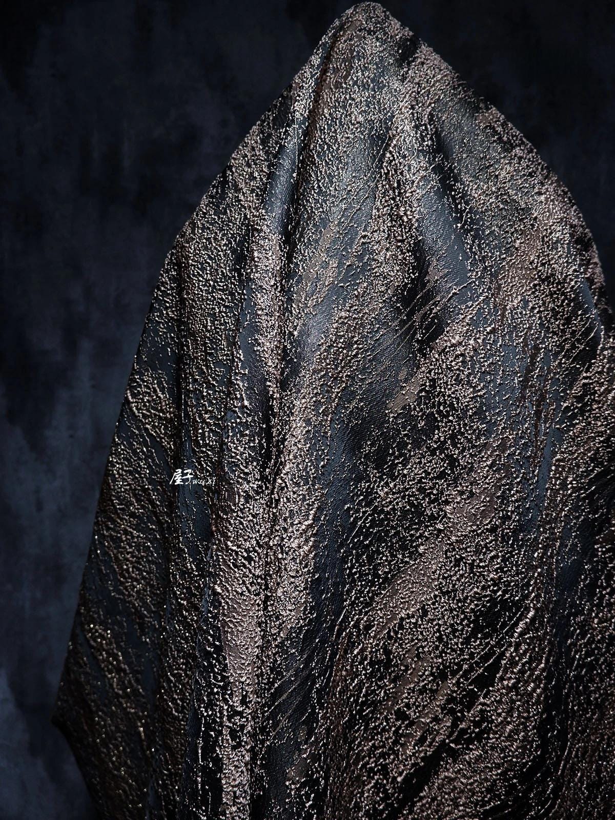 Textured Upholstery Fabric: 3D Grain, Silver Thread, Wrinkled Silk